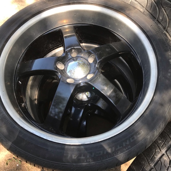 Boss 330 22” wheels w/ tires - Picture 2 of 2